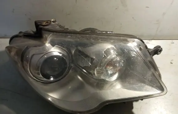 Volkswagen Touran I Headlight/headlamp 1T1941752A