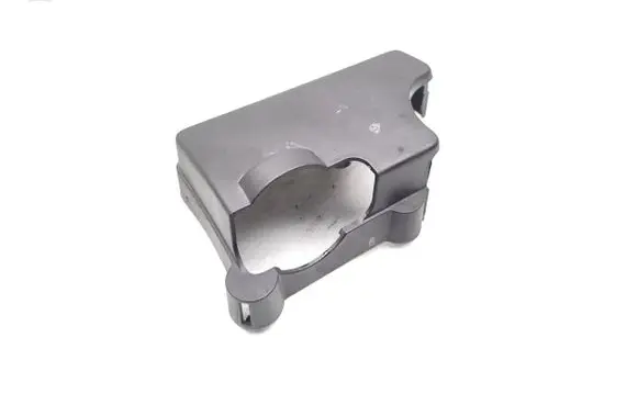 Volkswagen Polo VI Oil filter cover 05C103729
