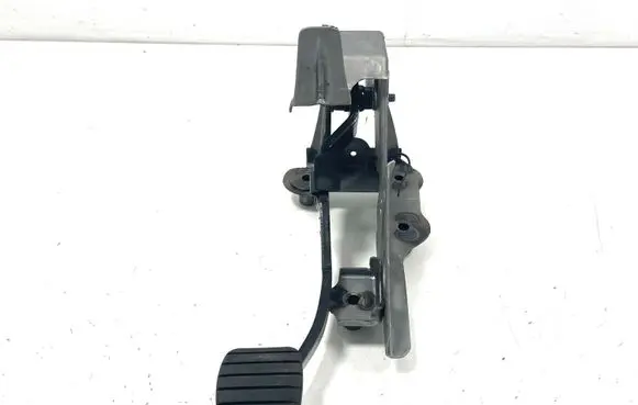 Renault Clio IV Brake pedal 0137144