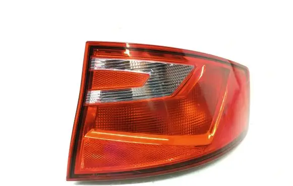 Seat Toledo IV (NH) Rear/tail lights 6JH945096B