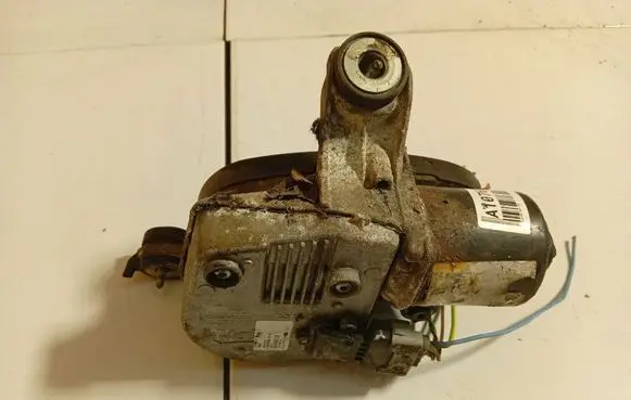 Citroen C5 Wiper motor 5330407