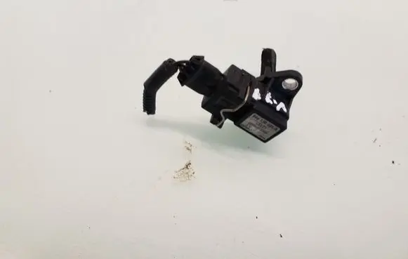 Volvo V70 Air pressure sensor 046130385A