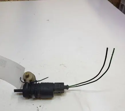 Volkswagen Caddy Windscreen/windshield washer pump 1J0973722