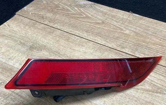 Land Rover Discovery 5 Rear fog light HY3215K273AA