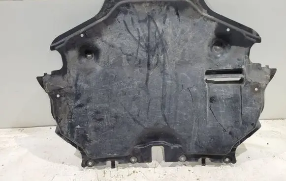 Mercedes-Benz GLK (X204) Engine splash shield/under tray A2045242230 A2125202523