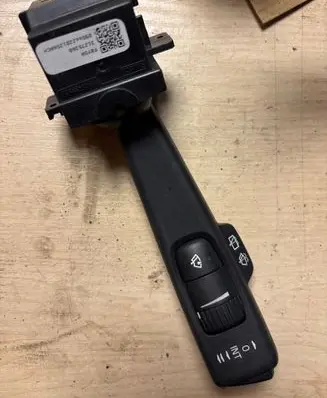 Volvo XC60 Wiper control stalk 31275360 09C6C220125AACH