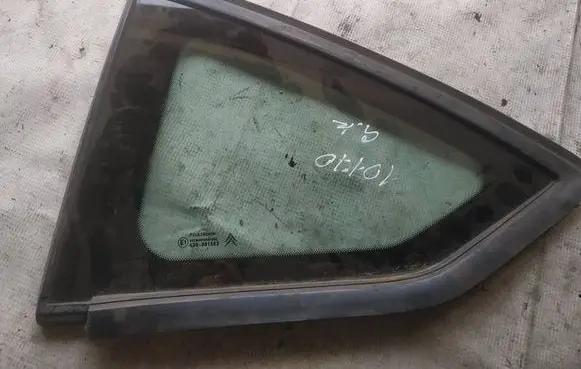 Citroen C4 I Rear side window as2