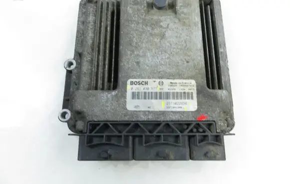 Opel Movano B Engine control unit/module 237104134R 237102265R 0281030577
