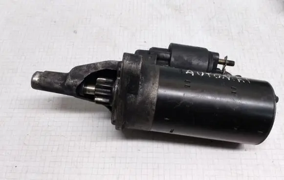 Audi A4 S4 B6 8E 8H Starter motor 059911023 0001109021