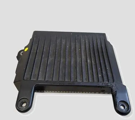 Volvo V40 Sound amplifier 31384323 30057297 31384322