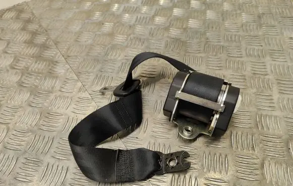 Volkswagen Golf VII Rear seatbelt 621102200
