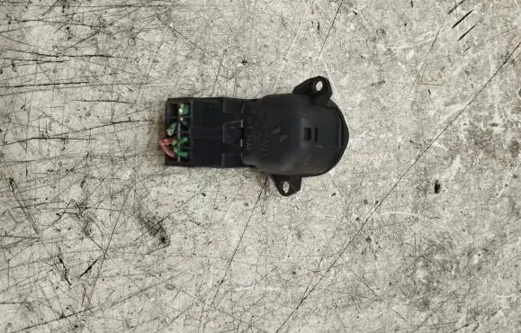 Renault Laguna I Wing mirror switch 7700808035