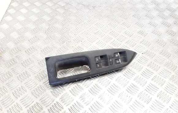 Volkswagen Caddy Electric window control switch 1T1867371H