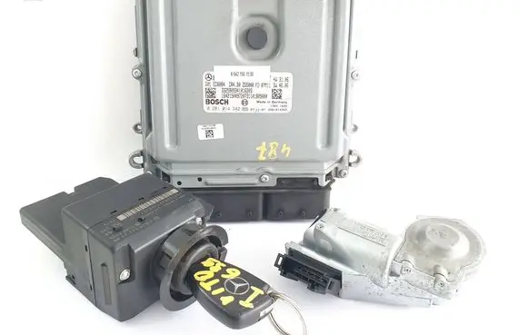 Mercedes-Benz Vito Viano W639 Engine ECU kit and lock set A6421501500 0281014342 A6395452108