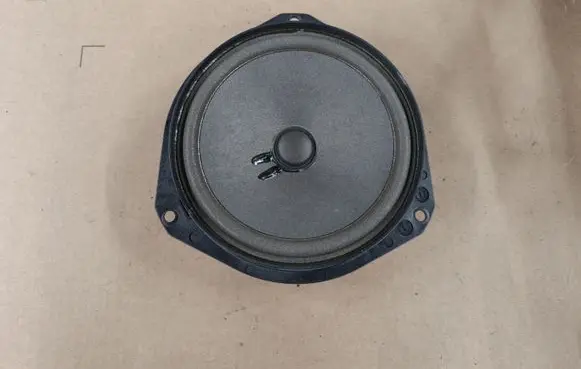 Maserati Ghibli Rear door speaker A01910401
