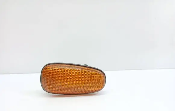 Opel Astra G Front fender indicator light 90560403