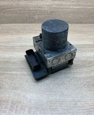 BMW 5 E60 E61 ABS Pump 6758743 0265234434