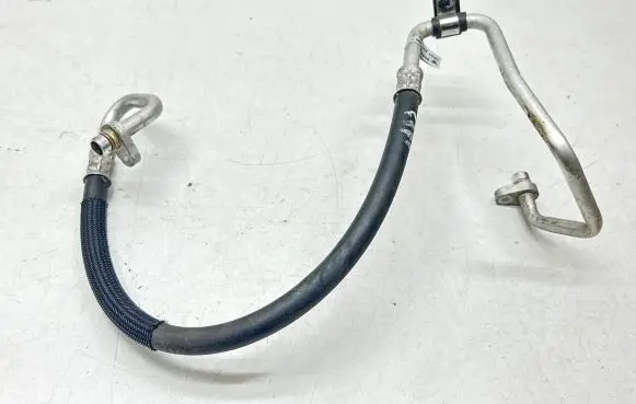 Renault Captur Air conditioning (A/C) pipe/hose 924909096R