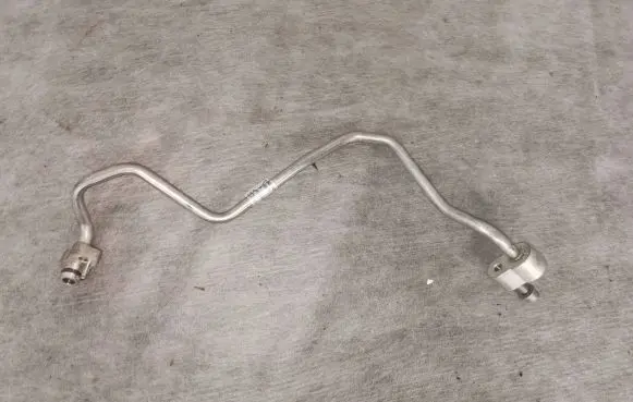 Porsche Macan (95B) Air conditioning (A/C) pipe/hose 95b260367g