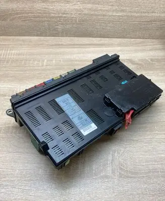 BMW X5 E53 Fuse module 8380407