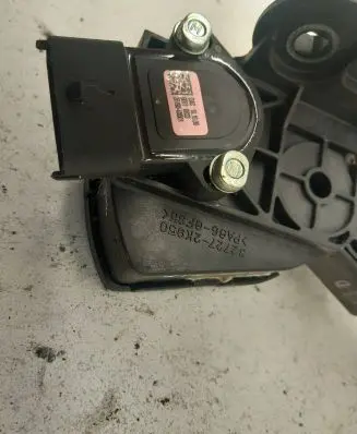 KIA Soul Accelerator throttle pedal 327272k950 993099VJX 096VZL378