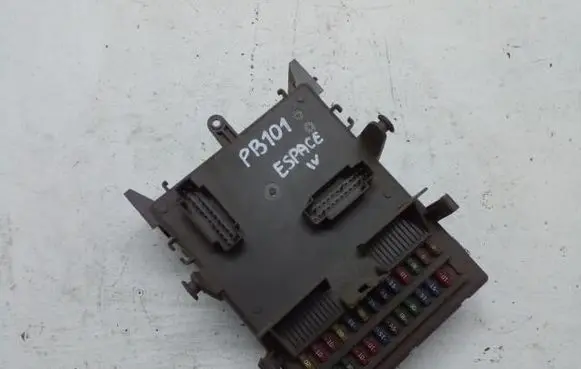 Renault Laguna II BSM Control unit 8200148809