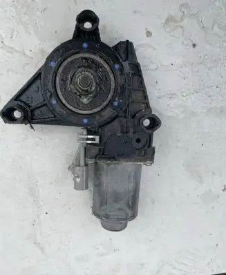 Chrysler 300C Front door window regulator motor 12800088