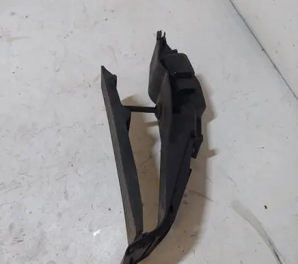 BMW 5 E39 Accelerator throttle pedal 25916010
