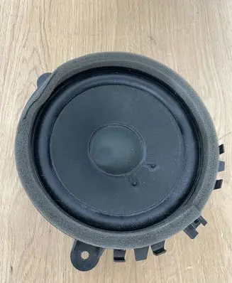 Volvo XC60 Rear door speaker 30657445