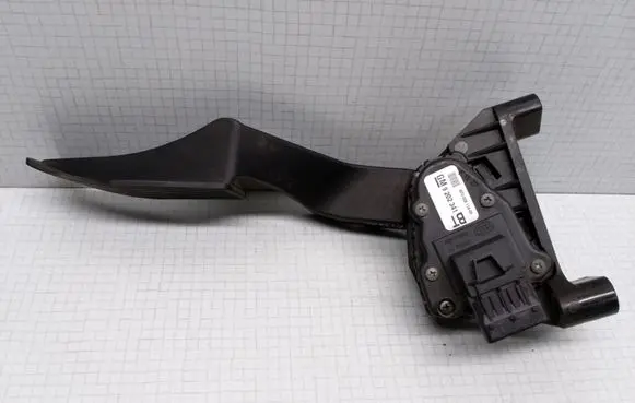 Opel Zafira A Accelerator throttle pedal 9202341BT 6PV00811400