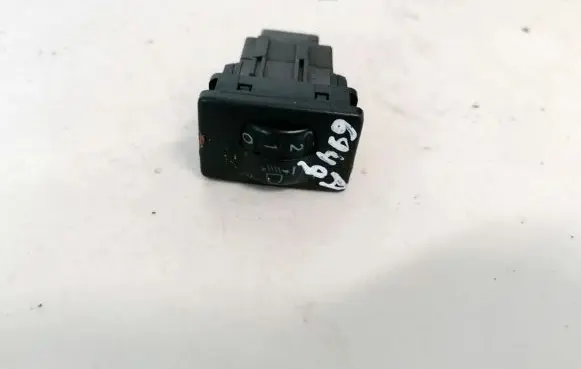 Toyota Yaris Headlight level height control switch 841520d030