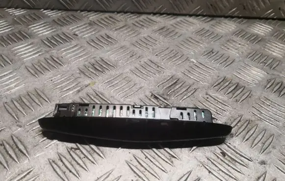 Mercedes-Benz E W212 Parking PDC sensor display screen 0015424723 A0015424723