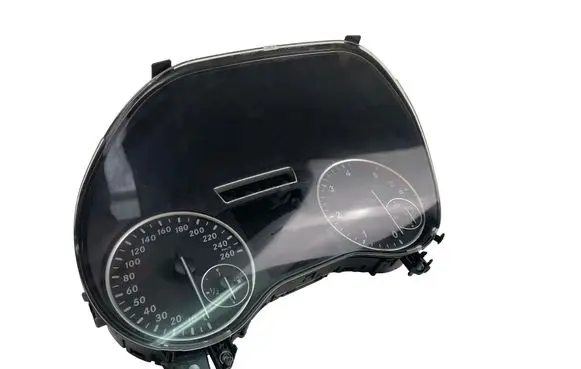 Mercedes-Benz B W246 W242 Speedometer (instrument cluster) A2469002007
