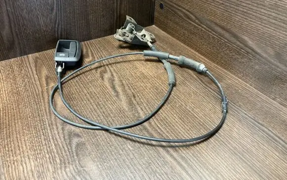 Citroen Jumper Engine bonnet/hood lock release cable 1348840080