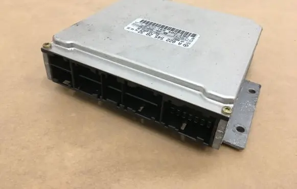 Mercedes-Benz SL R129 Engine control unit/module A0225452832 0261204531