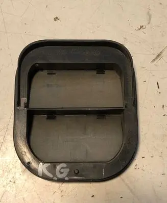 Fiat Doblo Quarter panel pressure vent 9660