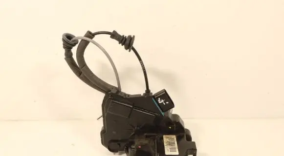 Hyundai Elantra Front door lock 813203X010