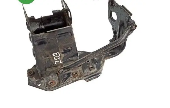 Mercedes-Benz C W203 Front bumper shock/impact absorber 