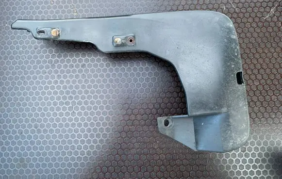 Honda CR-V Front mudguard 75810SWWE000