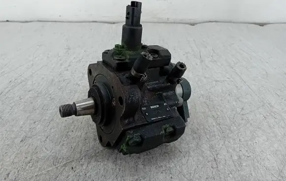 Peugeot 607 Fuel injection high pressure pump 0445010010