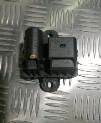 Mercedes-Benz C W204 Glow plug pre-heat relay A6511530279 09349002591 6511530279
