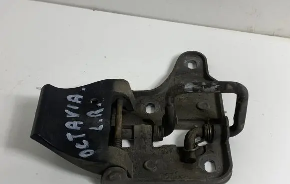 Skoda Octavia Mk3 (5E) Engine bonnet/hood lock/latch loop/hook 5E0823186C