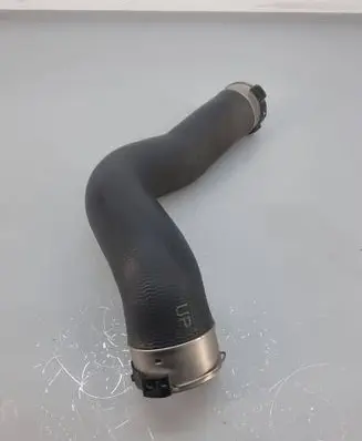 BMW 5 F10 F11 Intercooler hose/pipe 781061502