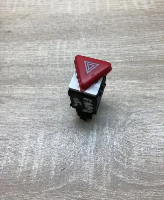 Skoda Fabia Mk1 (6Y) Hazard light switch 6Y0953235