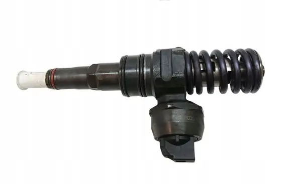 Volkswagen PASSAT B5.5 Fuel injector 038130073AJ