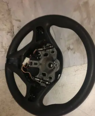 Renault Captur Steering wheel 484007342R
