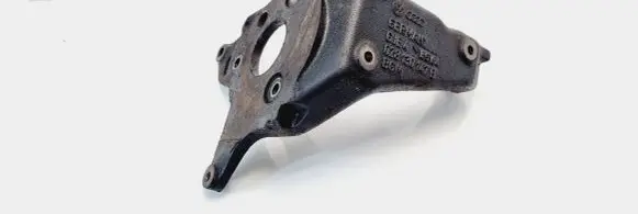 Volkswagen PASSAT B4 Fuel pump bracket 028130147B