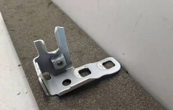 Radiator support slam panel bracket