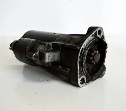 Volkswagen PASSAT B5 Starter motor 068911024H