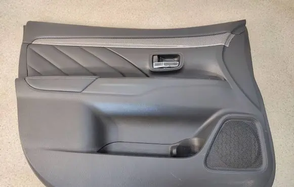 Mitsubishi Outlander Front door card panel trim